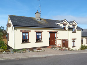 Self catering breaks at Kilmuckridge in East Coast, County Wexford