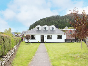 Self catering breaks at Glenbeigh in Ring of Kerry, County Kerry