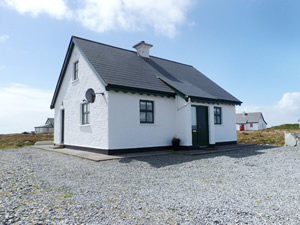 Self catering breaks at Ballyconneely in Galway Bay, County Galway