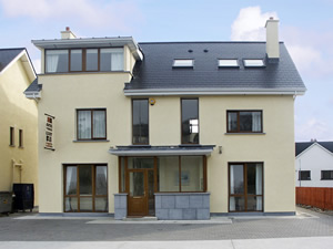 Self catering breaks at Clifden in Connemarra, County Galway