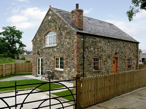 Self catering breaks at Banbridge in Lough Neagh, County Down