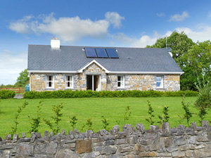 Self catering breaks at Strokestown in Carrick-on-Shannon, County Roscommon