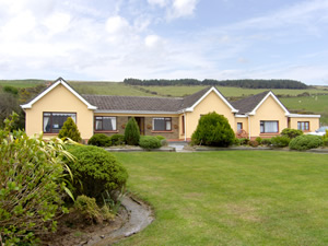 Self catering breaks at Annascaul in Dingle Peninsula, County Kerry