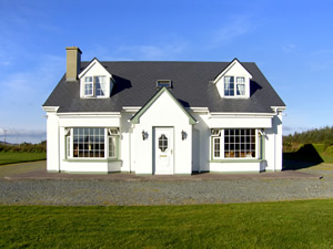 Self catering breaks at Cahersiveen in Ring of Kerry, County Kerry