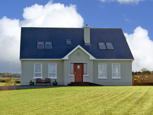 Self catering breaks at Mountcharles in Donegal Bay, County Donegal