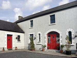 Self catering breaks at Ballyglunin in Athey, County Galway