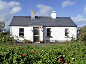 Self catering breaks at Portumna in Lough Derg, County Galway