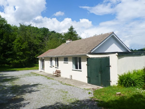 Self catering breaks at Ballinrobe in Lough Mask, County Mayo