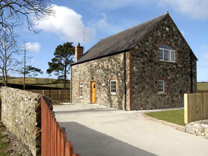 Self catering breaks at Banbridge in Lough Neagh, County Down