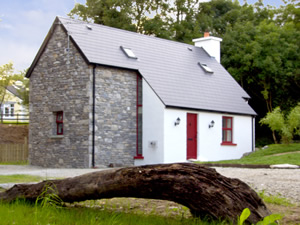 Self catering breaks at Kenmare in Ring of Kerry, County Kerry