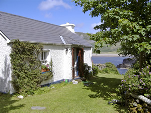 Self catering breaks at Glencolumbkille in killybegs, County Donegal