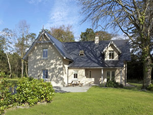 Self catering breaks at Dunkerron Woods in Kenmare, County Kerry