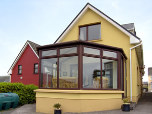 Self catering breaks at Dingle in Dingle Peninsula, County Kerry