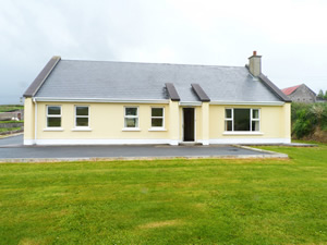 Self catering breaks at Ballydavid in Dingle Peninsula, County Kerry