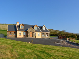 Self catering breaks at Dingle in Dingle Peninsula, County Kerry