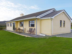 Self catering breaks at Glengarriff in Beara Peninsula, County Cork