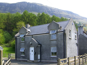 Self catering breaks at Glenariff Or Waterfoot in Glens of Antrim, County Antrim