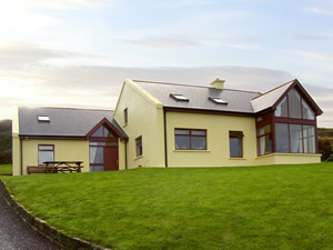 Self catering breaks at Kilcrohane in Sheeps Head Peninsula, County Cork