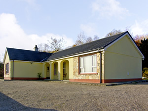 Self catering breaks at Rathmullan in Lough Swilly, County Donegal