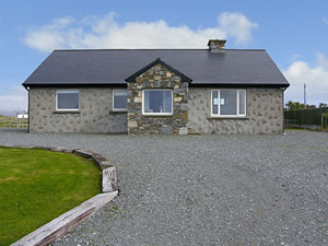 Self catering breaks at Ballyconneely in Galway Bay, County Galway