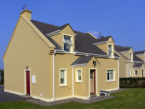 Self catering breaks at Portnablagh in Seaside Resort, County Donegal