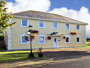 Self catering breaks at Killarney in Lakes of Killarney, County Kerry