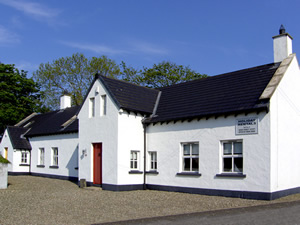 Self catering breaks at Bushmills in Antrim Coast, County Antrim