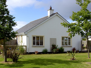 Self catering breaks at Brittas Bay in Brittas Bay, County Wicklow