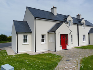 Self catering breaks at Dungarvan in Sunny South East Coast, County Waterford