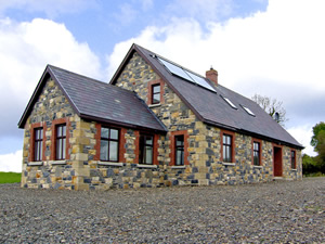 Self catering breaks at Castleblaney in Castleblayney, County Monaghan