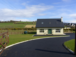 Self catering breaks at Graiguenamanagh in Barrow Valley, County Kilkenny