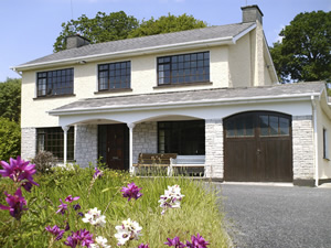 Self catering breaks at Glengariff in Beara Peninsula, County Cork