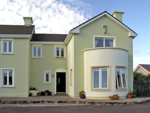 Self catering breaks at Clifden in Connemara, County Galway