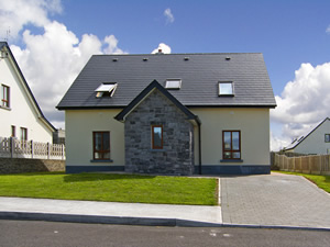 Self catering breaks at Enniscrone in Atlantic Coast, County Sligo