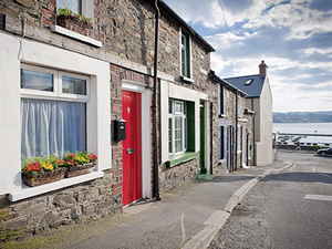 Self catering breaks at Portaferry in Strangford Lough, County Down