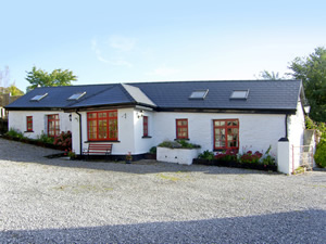 Self catering breaks at Carrigtohill in Cork City, County Cork