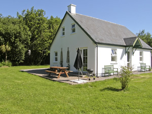 Self catering breaks at Ballylickey in Beara Peninsula, County Cork