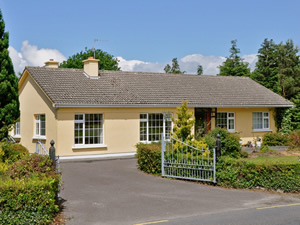 Self catering breaks at Beaufort in Gap of Dunloe, County Kerry