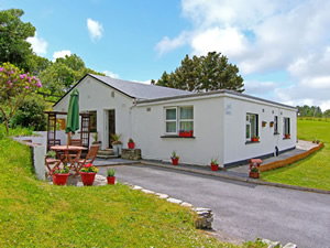 Self catering breaks at Letterfrack in Connemara, County Galway