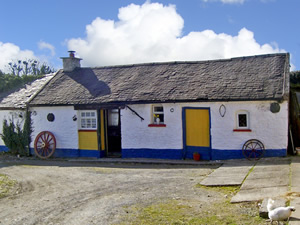 Self catering breaks at Borrisoleigh in Lough Derg, County Tipperary