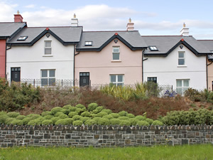 Self catering breaks at Bushmills in Antrim Coast, County Antrim