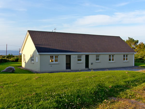 Self catering breaks at Castlegregory in Dingle Peninsula, County Kerry