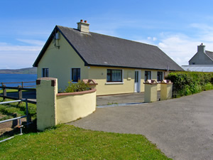 Self catering breaks at Kilcrohane in Sheeps Head Peninsula, County Cork