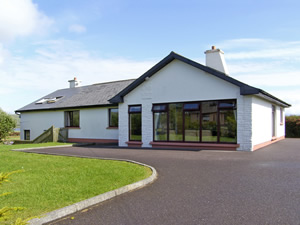 Self catering breaks at Ventry in Dingle Peninsula, County Kerry