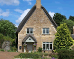 Honeysuckle Cottage in Sutton-under-Brailes, Oxfordshire, Central England