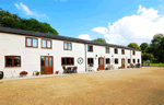 1 Barge Cottages in Narborough, Norfolk