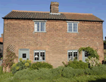 Honeysuckle Cottage in Little Thornage, Norfolk