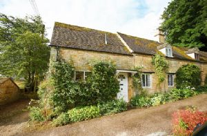 Self catering breaks at Keytes Cottage in Bourton-on-the Hill, Gloucestershire