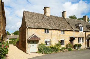 Self catering breaks at Midsummer Cottage in Stanton, Gloucestershire