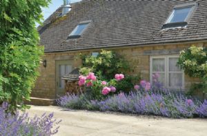 Self catering breaks at Cope Cottage in Bruern, Gloucestershire